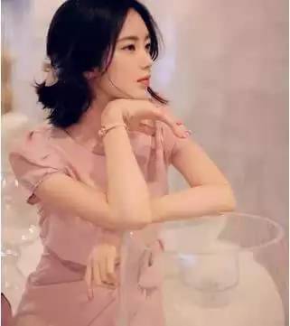 国产美熟女乱又伦AV果冻传媒:03-04-16-25-32-47J：07,国产美熟女乱又伦，果冻传媒的独特视角与深度内容探索