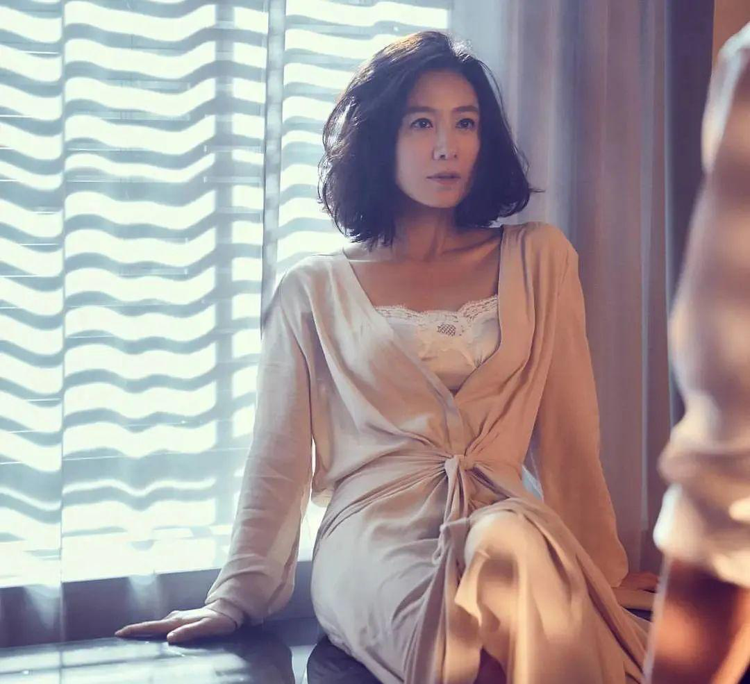 亚洲老熟女性亚洲:05-10-18-19-31-38P：02,亚洲老熟女性的魅力，一种独特的文化现象