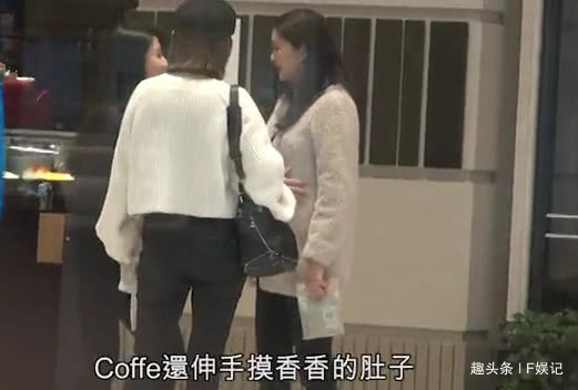 无遮挡边摸边吃奶边做视频免费:12-32-34-41-46-47A：24,色情内容是不合法的，违反我国相关的法律法规。我们应该遵守法律和道德准则，远离色情内容。如果您有其他有益身心的娱乐需求，可以寻找一些正规的平台或文化活动，例如观看电影、参加体育运动、学习知识等，以丰富您的生活。