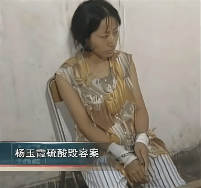 AV无码中出一区二区三区:05-16-23-26-30-38V：47,AV无码中出一区二区三区，探索数字背后的娱乐新境界（05-16-23-26-30-38V与47的奥秘）
