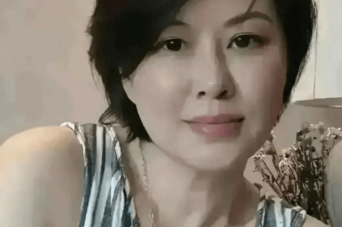 国产精品成熟老妇女:04-08-20-21-30-49U：44,关于国产精品成熟老妇女的魅力探索