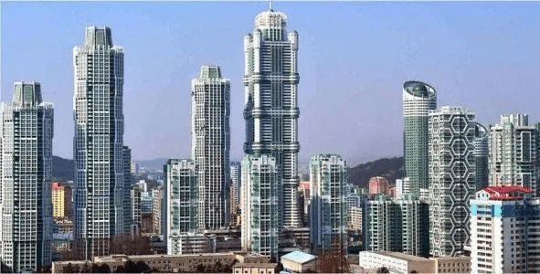 免费精品国产自产拍在线观看图片:高楼大厦最新小说,免费精品国产在线观看图片，探索高楼大厦背后的故事与魅力