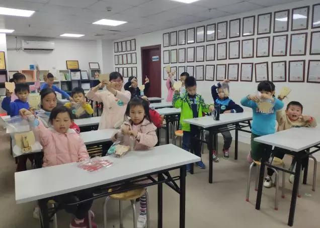 人人揉人人捏人人澡人人添:济宁汶上最新天气,济宁汶上最新天气，人人揉捏，共浴和谐阳光下的温暖与活力