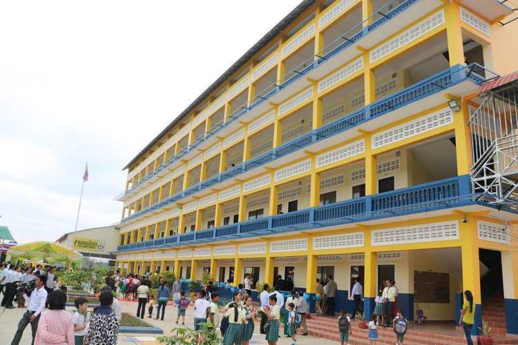 欧洲女人牲交性开放视频:湖北二本学校最新排名,湖北二本学校最新排名与欧洲女性社交开放性的探讨