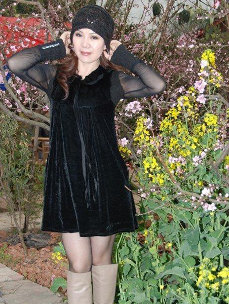 老女人老熟女亚洲:赤水天鹅堡最新房价,老女人与老熟女，亚洲赤水天鹅堡最新房价探析
