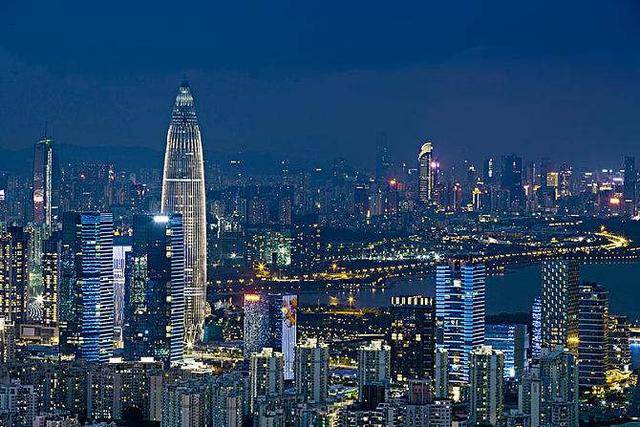 国产精品国产午夜免费看福利:成都怡心湖最新进展,探索国产精品与成都怡心湖的新进展，一场文化与自然的融合盛宴