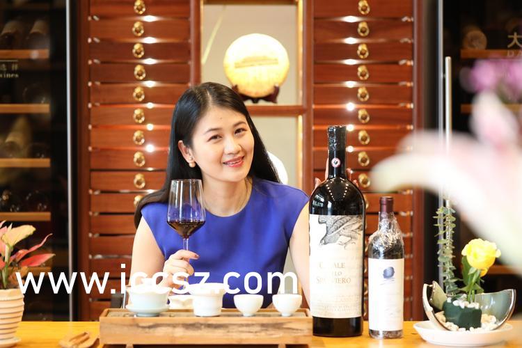 极品粉嫩嫩模大尺度无码视频:最新秒刷,极品粉嫩嫩模大尺度无码视频，最新秒刷下的探索与反思