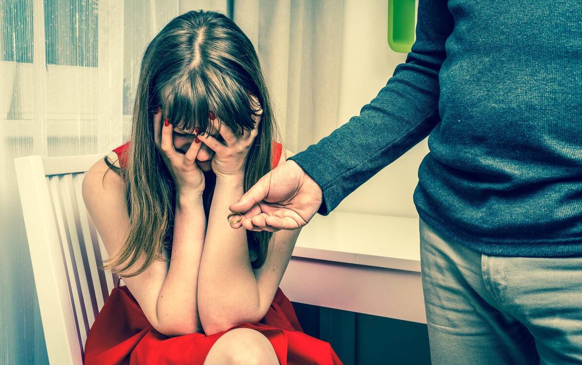 国产免费破外女真实出血视频:2017最新纹身,国产免费视频新风尚，纹身背后的真实女性出血瞬间（2017年最新观察）