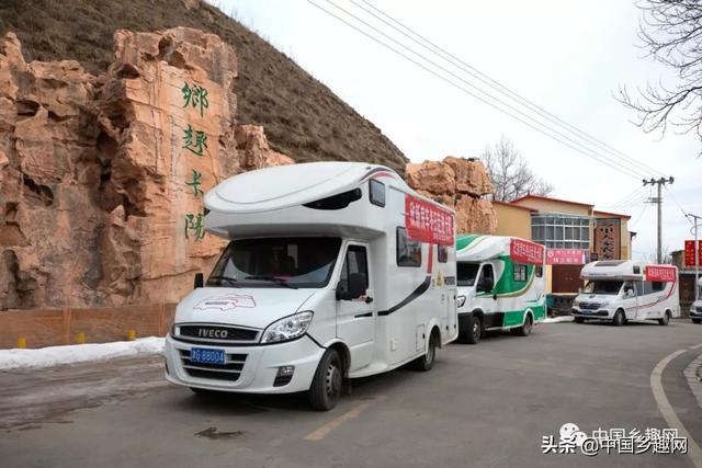 国产午夜亚洲精品理论片不卡:2017最新房车,国产午夜亚洲精品理论片，最新房车展现精彩纷呈，流畅不卡的理论探索之旅
