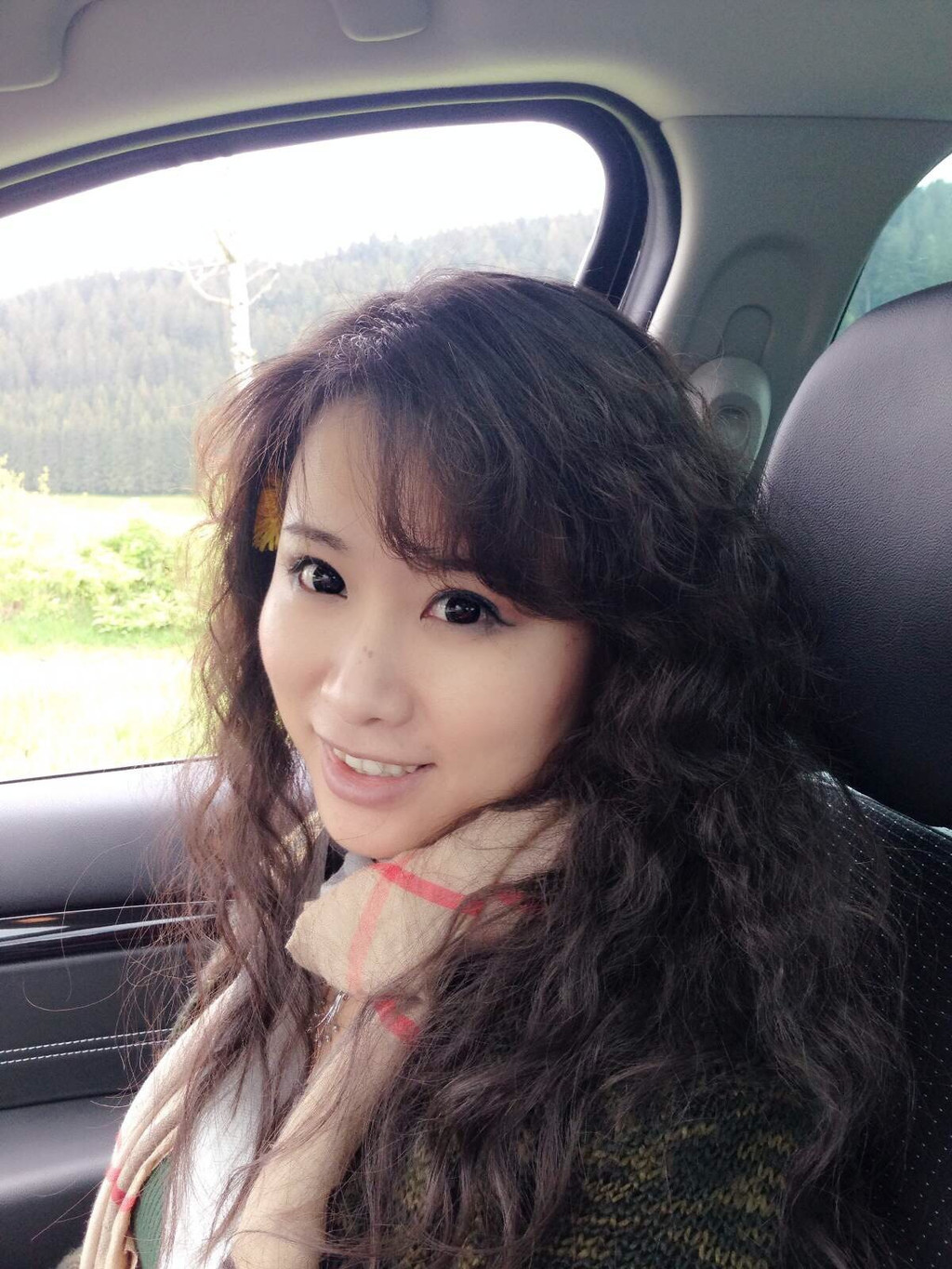 熟女体下毛毛黑森林:女权天下最新相册,熟女体下毛毛黑森林，女权天下的新相册探索