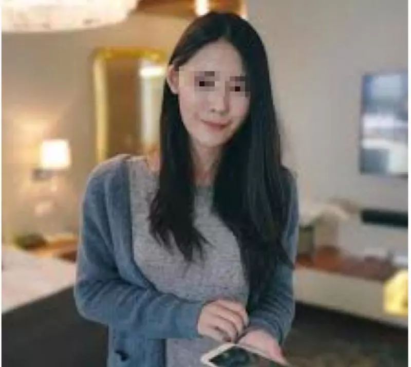 免费看一级a女人自慰青春网:最新款军装,免费探索一级a女人青春自慰网，最新军装风采