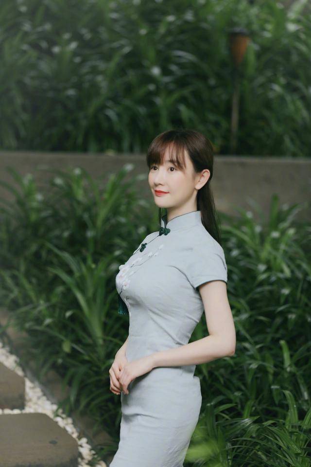 亚洲熟妇大图综合色区:乱来大杂烩最新章节,亚洲熟妇大图综合色区，乱来大杂烩的最新章节探索
