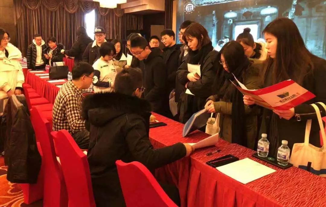 国产精品VA无码一区二区:萧山人才网最新招工,探索国产精品与萧山人才招聘的交汇点——萧山人才网最新招工动态解析