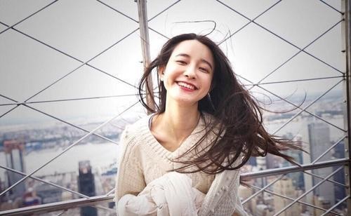 久久久久久人妻无码:最新广场舞100,久久久久久人妻无码，最新广场舞的魅力与变迁