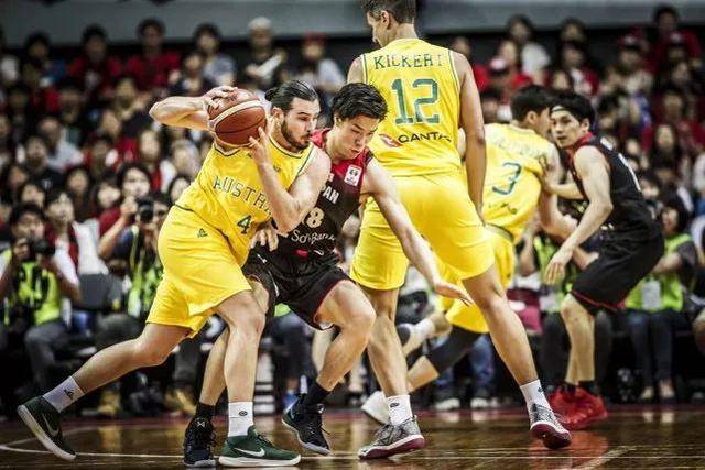 一本色道久久88亚洲精品综合:nba最新战报新浪,一本色道久久88亚洲精品综合NBA最新战报新浪——篮球盛宴的亚洲时刻