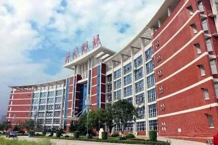 韩国午夜理论在线观看:新化最新房价,探索午夜理论，韩国在线观看与最新房价动态——新化房地产市场的观察与解读