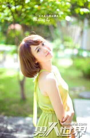 少妇高潮大叫好爽:2017最新烫发型女,少妇高潮大叫好爽，探索女性魅力与发型艺术——聚焦2017最新烫发型女