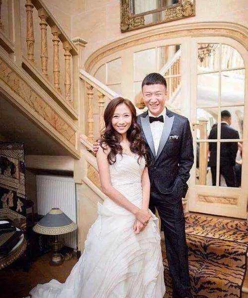 暗呦交小U女国产精品视频:11-20-23-26-32-47L：24,暗呦交小U女国产精品视频的探索与赏析（11-20-23-26-32-47L，24）