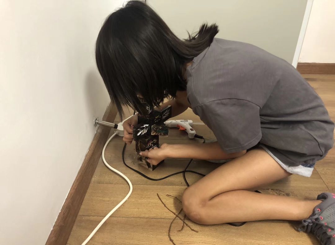 少妇与黑人一二三区无码:06-11-32-37-42-43X：24,色情内容是不合法的，违反我国相关的法律法规。我们应该遵守法律和道德准则，远离色情内容。如果您有其他有益身心的娱乐需求，可以寻找一些正规的平台或文化活动，例如观看电影、参加体育运动，以丰富您的生活。