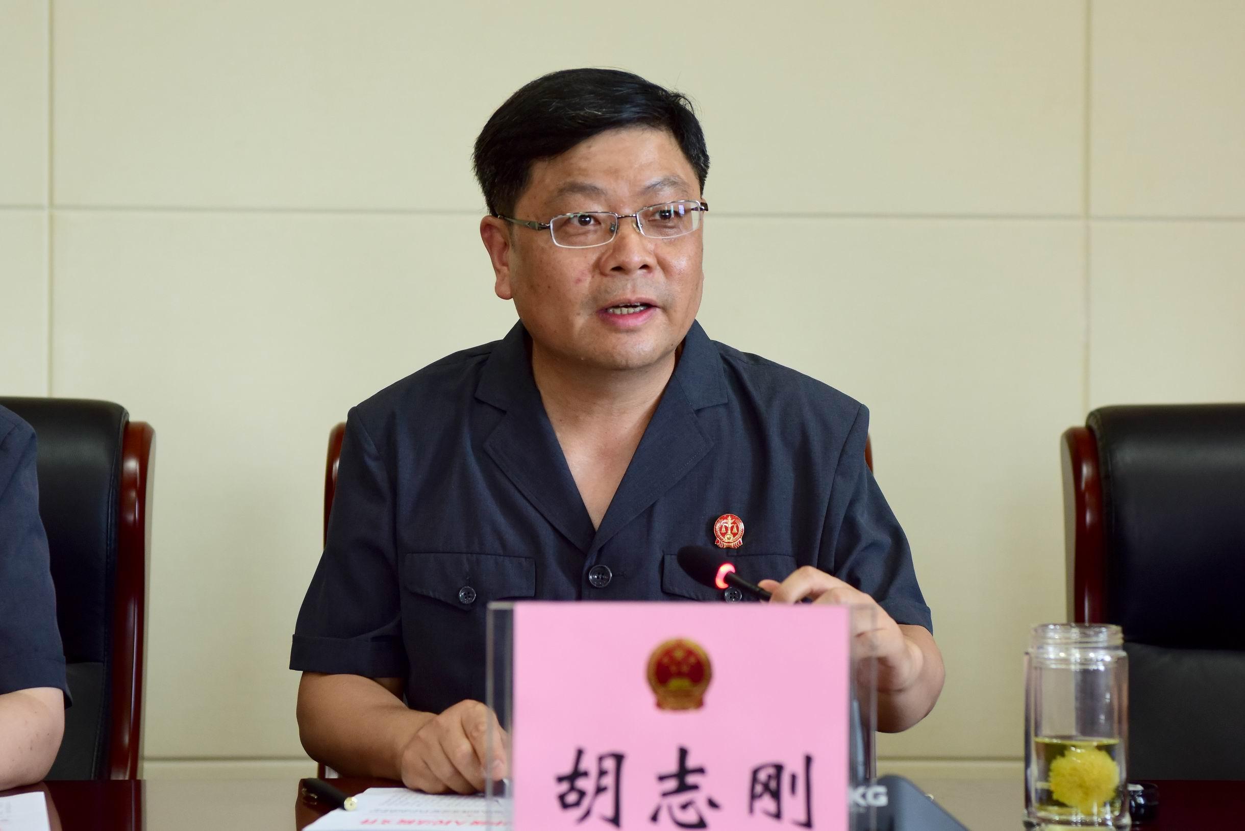 久久久久97国产精华液好用吗:04-11-29-38-42-46N：36,久久久久97国产精华液究竟如何？深度解析其品质与实用性