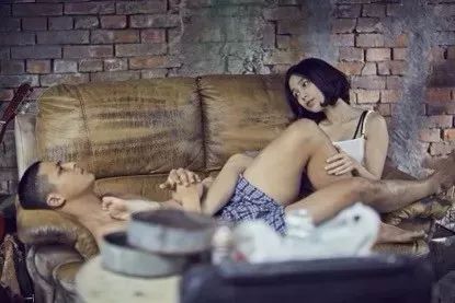 WWW色视频片内射:18-20-21-26-32-43W：48,WWW上的色视频内容与探索，多元视角下的解读
