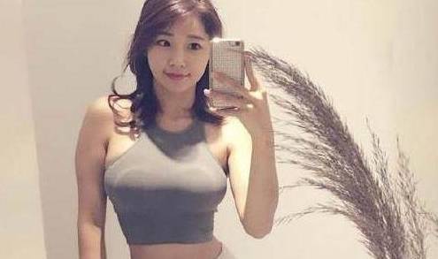 人妻丰满熟妞AV无码区:12-17-22-24-30-45H：46,探索成人世界的不同角落，丰满熟妞的魅力与人妻故事