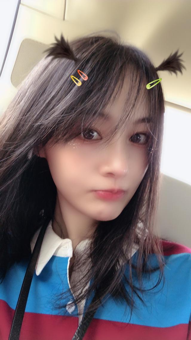 99精品偷自拍:02-14-27-28-35-48Y：14,关于99精品偷偷拍的探讨，一种文化现象下的复杂议题