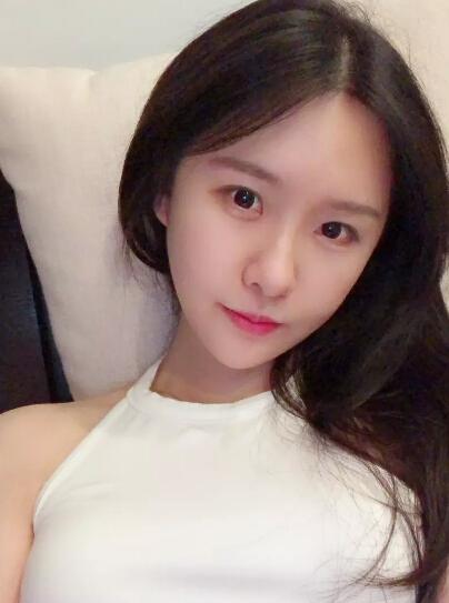 偷自拍亚洲综合在线:01-03-30-33-35-40K：39,探索亚洲之美，偷自拍现象与在线文化的交织