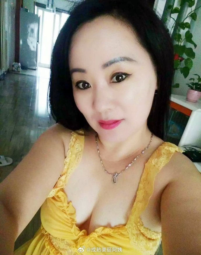 无码人妻丰满熟妇区五十路在线:11-19-28-31-37-40W：01,探索在线平台的无码人妻丰满熟妇区，深度解析与多元视角
