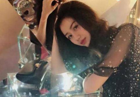 漂亮人妻被黑人久久精品:03-13-18-22-27-31X：40,漂亮人妻与黑人文化交融的多元体验，一场跨越界限的情感探索之旅