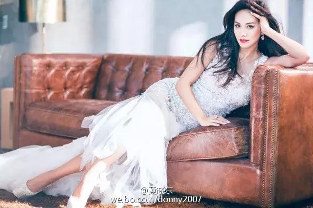 美女裸体十八禁免费网站:15-18-30-34-36-40J：10,关于网络内容与道德规范的探讨 —— 以美女裸体十八禁免费网站为例